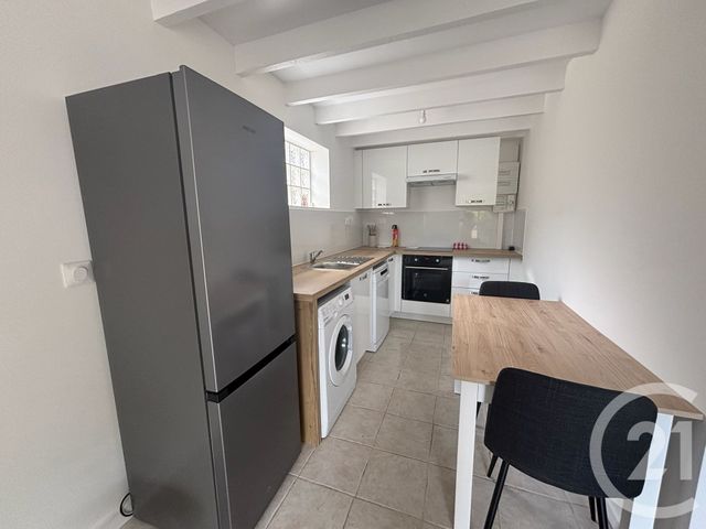 Appartement F2 à louer - 2 pièces - 41.76 m2 - CLAYE SOUILLY - 77 - ILE-DE-FRANCE - Century 21 Avenir Immobilier
