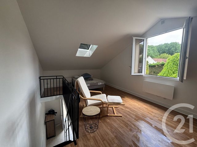 Appartement F2 à louer - 2 pièces - 41.76 m2 - CLAYE SOUILLY - 77 - ILE-DE-FRANCE - Century 21 Avenir Immobilier