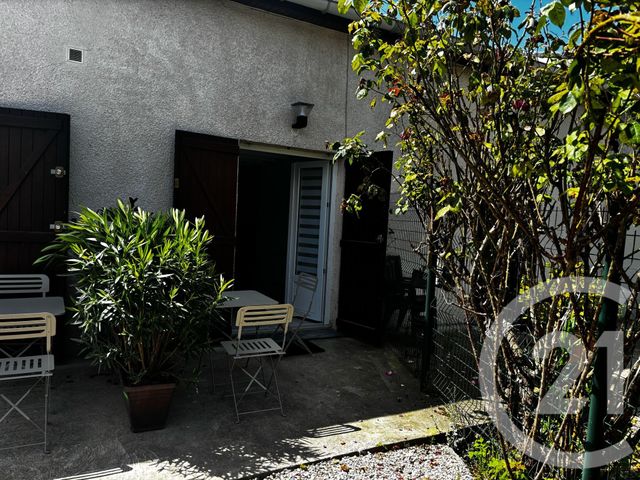 Appartement F2 à louer - 2 pièces - 35.86 m2 - CLAYE SOUILLY - 77 - ILE-DE-FRANCE - Century 21 Avenir Immobilier