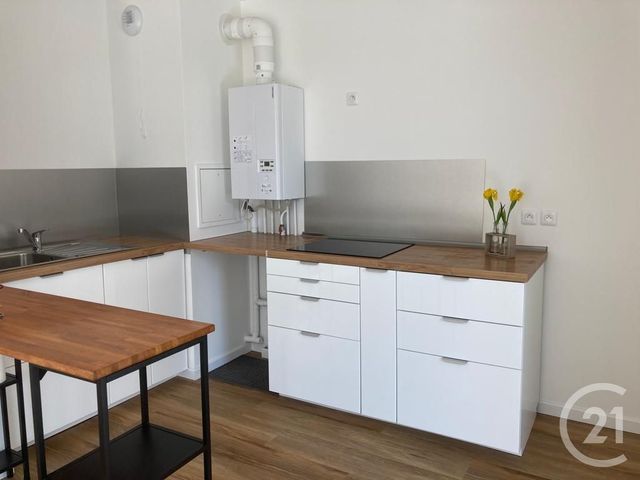 Appartement F2 à louer - 2 pièces - 41.81 m2 - LAGNY SUR MARNE - 77 - ILE-DE-FRANCE - Century 21 Avenir Immobilier