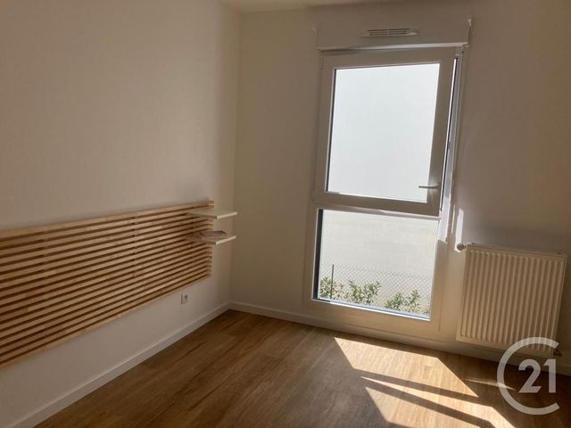 Appartement F2 à louer - 2 pièces - 41.81 m2 - LAGNY SUR MARNE - 77 - ILE-DE-FRANCE - Century 21 Avenir Immobilier