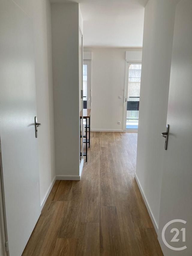 Appartement F2 à louer - 2 pièces - 41.81 m2 - LAGNY SUR MARNE - 77 - ILE-DE-FRANCE - Century 21 Avenir Immobilier