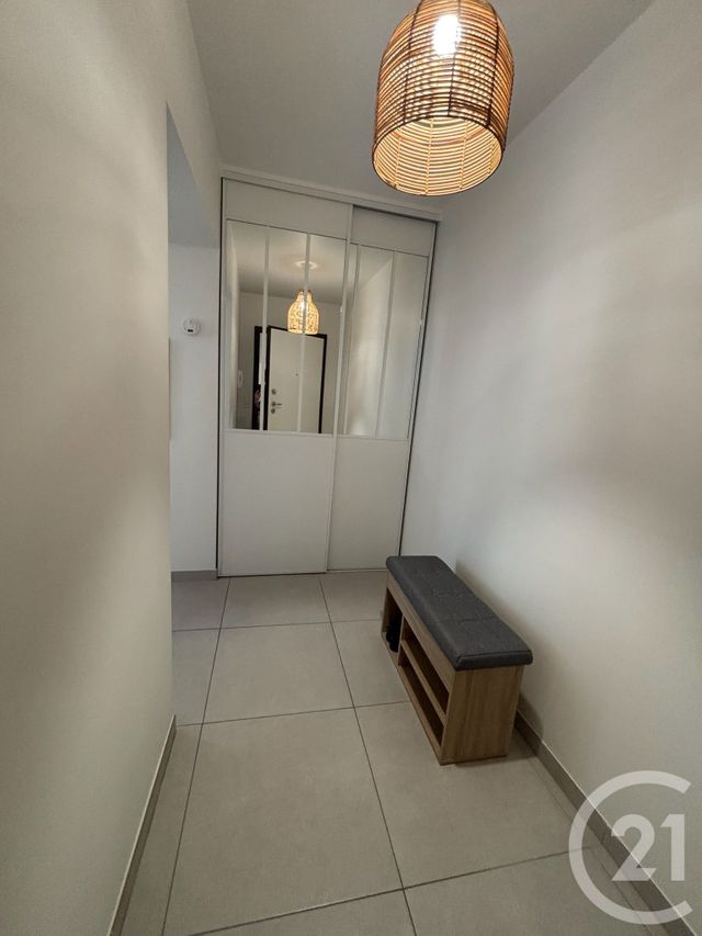 Appartement F2 à louer - 2 pièces - 50.26 m2 - MESSY - 77 - ILE-DE-FRANCE - Century 21 Avenir Immobilier