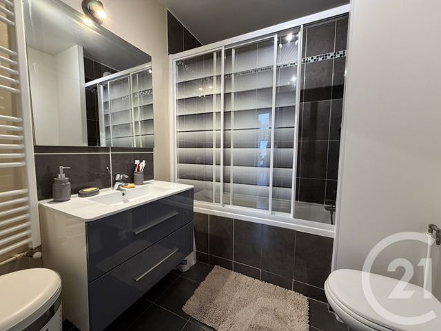 Appartement F3 à vendre - 3 pièces - 70.14 m2 - CLAYE SOUILLY - 77 - ILE-DE-FRANCE - Century 21 Avenir Immobilier