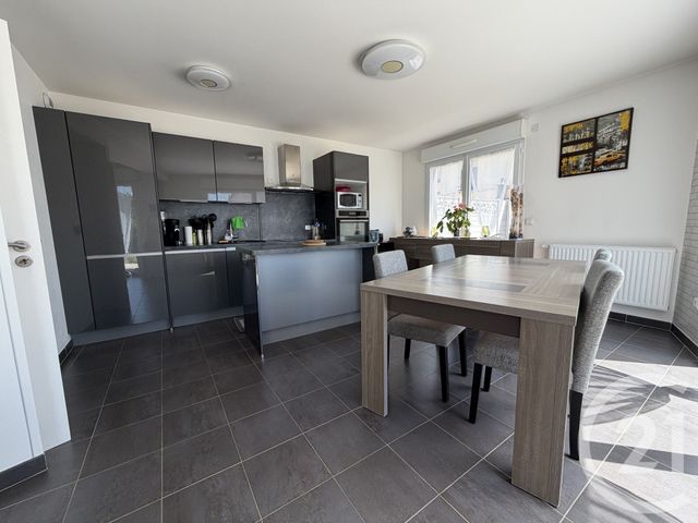 Appartement F3 à vendre - 3 pièces - 70.14 m2 - CLAYE SOUILLY - 77 - ILE-DE-FRANCE - Century 21 Avenir Immobilier