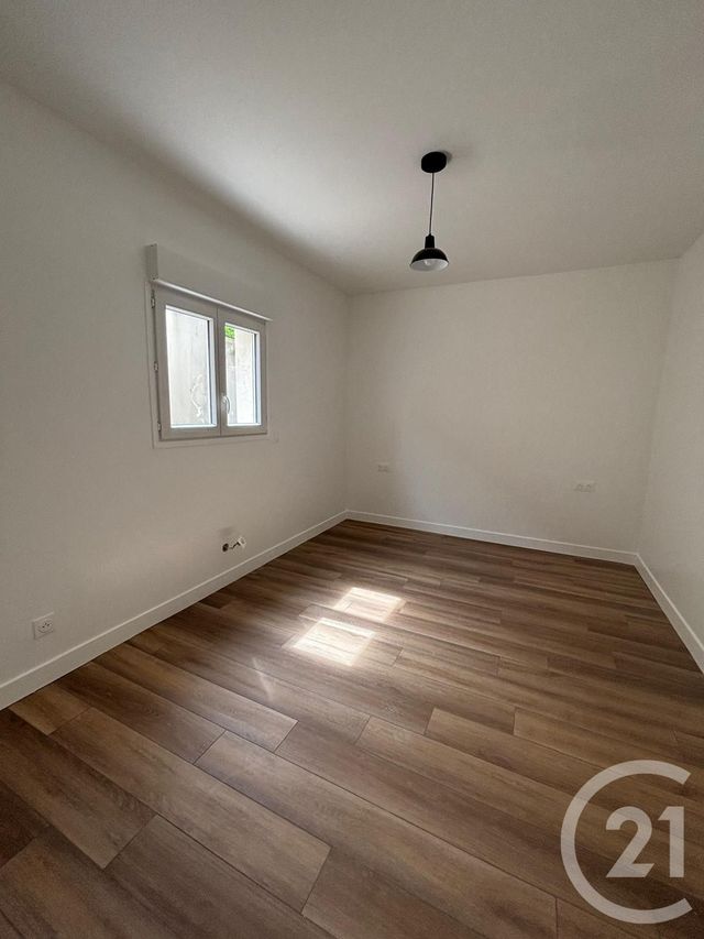 Appartement F3 à louer - 3 pièces - 62.72 m2 - LE MESNIL AMELOT - 77 - ILE-DE-FRANCE - Century 21 Avenir Immobilier