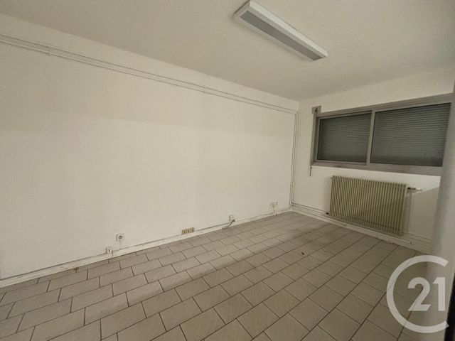 divers à louer - 135.68 m2 - CLAYE SOUILLY - 77 - ILE-DE-FRANCE - Century 21 Avenir Immobilier