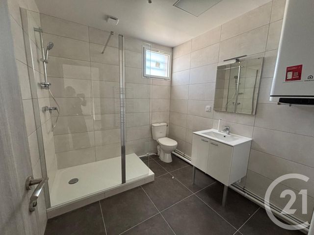 Appartement F2 à louer - 2 pièces - 54.21 m2 - FUBLAINES - 77 - ILE-DE-FRANCE - Century 21 Avenir Immobilier
