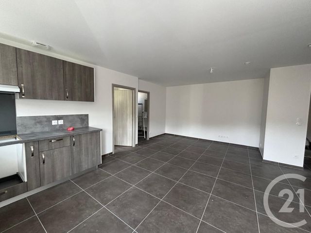 Appartement F2 à louer - 2 pièces - 54.21 m2 - FUBLAINES - 77 - ILE-DE-FRANCE - Century 21 Avenir Immobilier