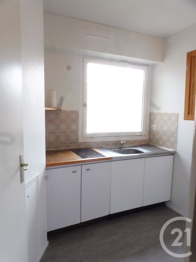 Appartement F2 à louer - 2 pièces - 44.52 m2 - SEVRAN - 93 - ILE-DE-FRANCE - Century 21 Avenir Immobilier