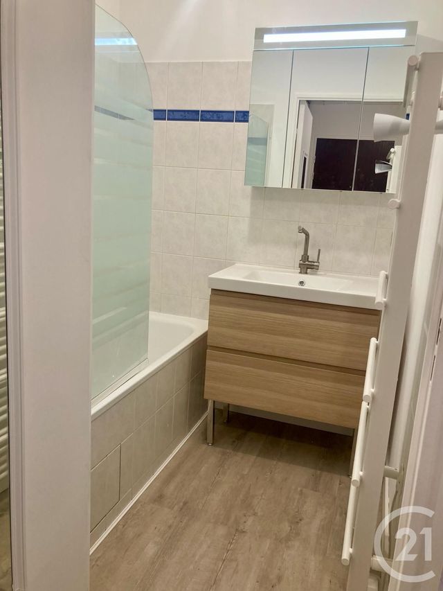Appartement F2 à louer - 2 pièces - 44.31 m2 - CLAYE SOUILLY - 77 - ILE-DE-FRANCE - Century 21 Avenir Immobilier