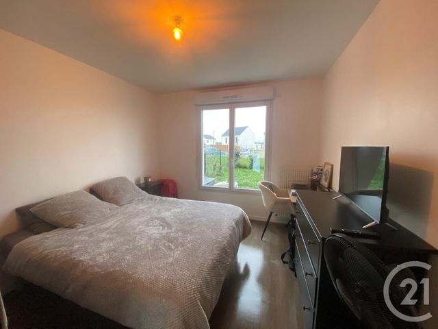 Appartement F3 à louer - 3 pièces - 61.07 m2 - CLAYE SOUILLY - 77 - ILE-DE-FRANCE - Century 21 Avenir Immobilier