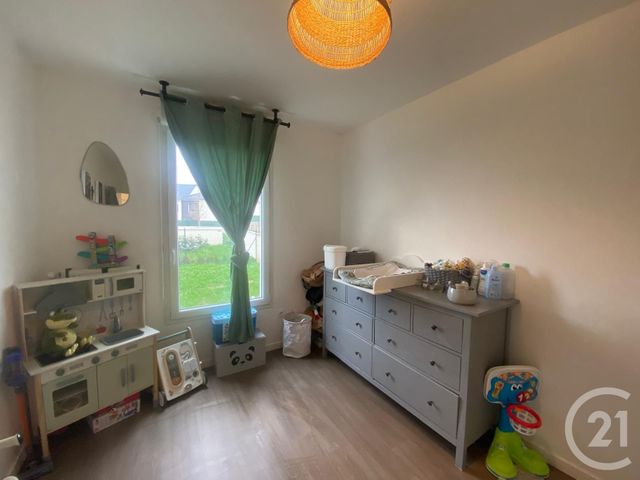 Appartement F3 à louer - 3 pièces - 61.07 m2 - CLAYE SOUILLY - 77 - ILE-DE-FRANCE - Century 21 Avenir Immobilier