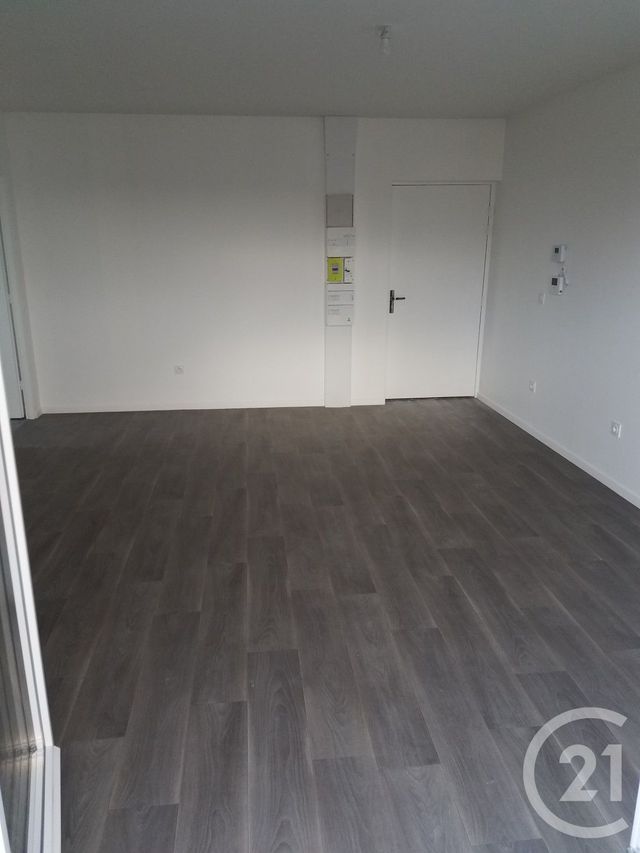 Appartement F2 à louer - 2 pièces - 44.41 m2 - TREMBLAY EN FRANCE - 93 - ILE-DE-FRANCE - Century 21 Avenir Immobilier