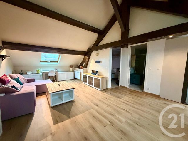 Appartement F2 à louer - 2 pièces - 49.94 m2 - CLAYE SOUILLY - 77 - ILE-DE-FRANCE - Century 21 Avenir Immobilier